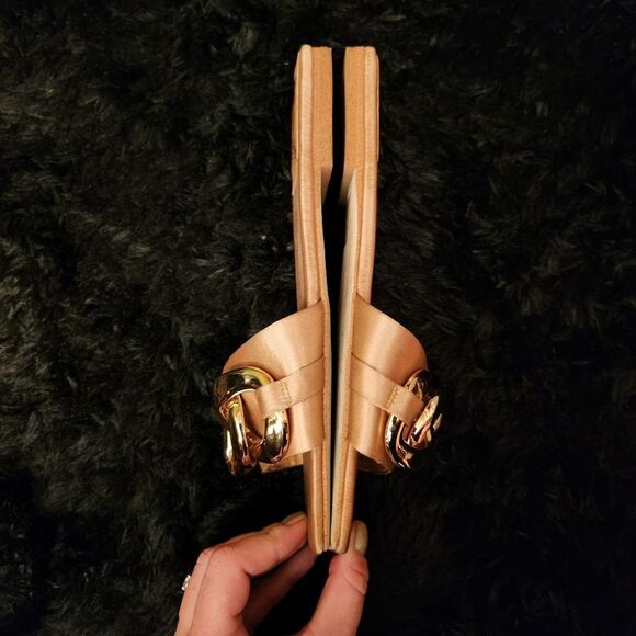 Jeffrey Campbell Gold Satin slide sandal. Size 6.5 - Picture 4 of 5